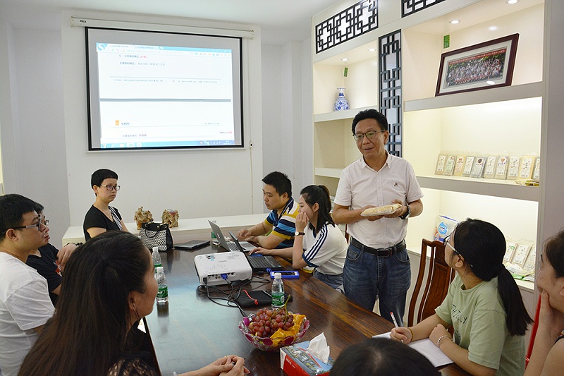 單仁資訊講師金威瑪企業(yè)一對(duì)一指導(dǎo)現(xiàn)場(chǎng)