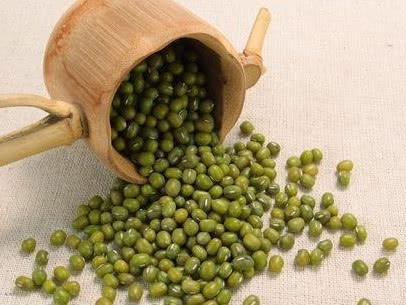 醫(yī)生提醒：綠豆和它是“天敵”，若同食可能激活癌細(xì)胞，早治早好